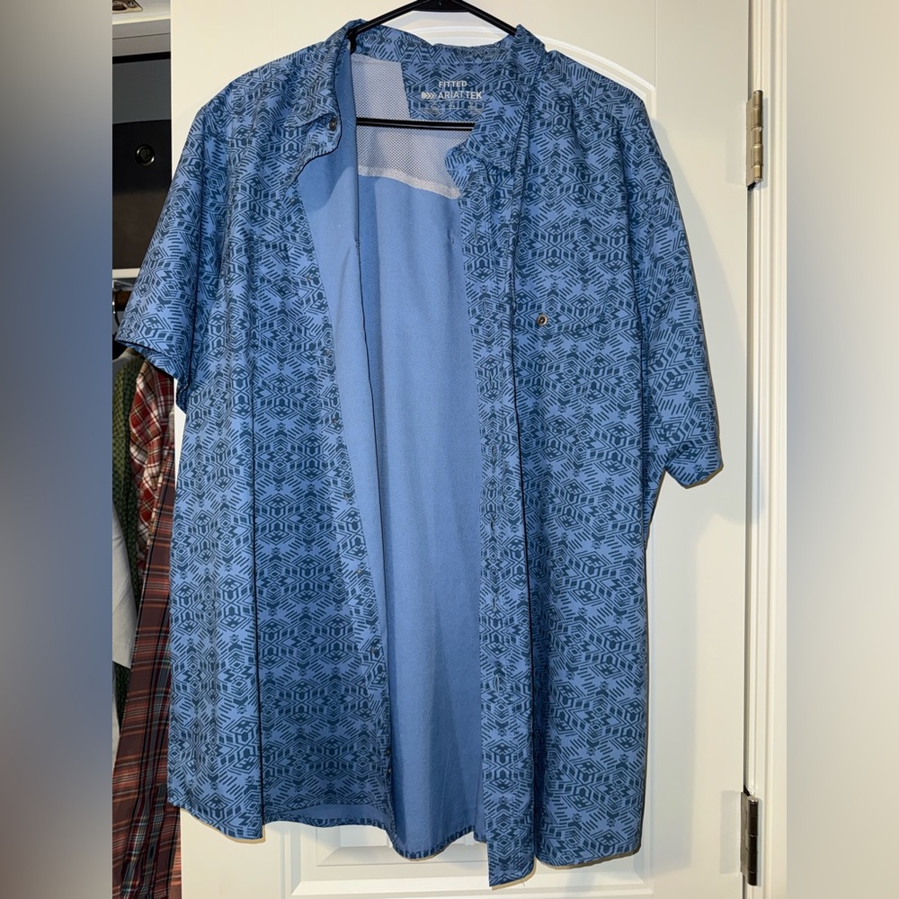 Ariat Blue Patterned Short Sleeve Shirt